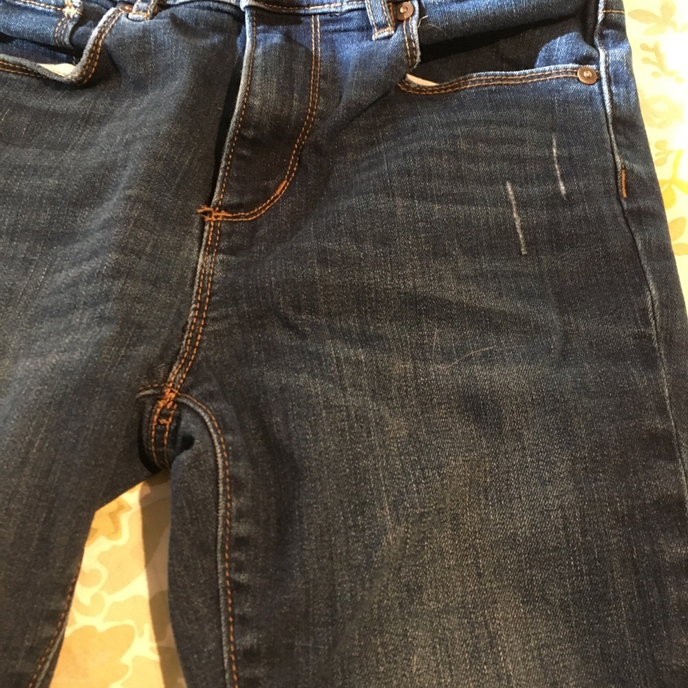 Loft Jeans Destressed - image 6